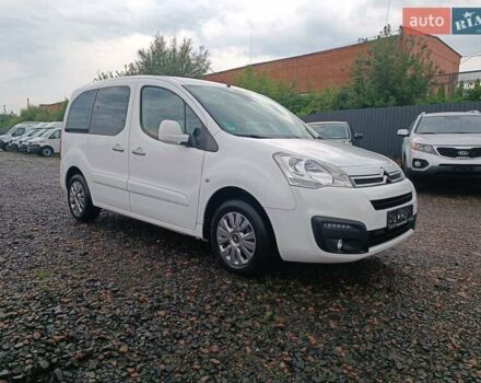 Белый Ситроен Берлинго, объемом двигателя 1.6 л и пробегом 172 тыс. км за 10500 $, фото 41 на Automoto.ua