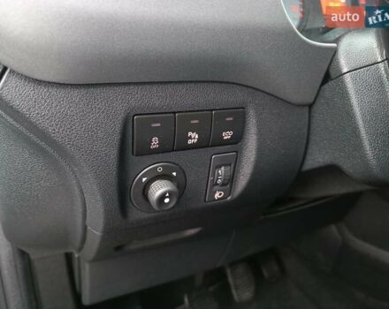 Белый Ситроен Берлинго, объемом двигателя 1.6 л и пробегом 172 тыс. км за 10500 $, фото 40 на Automoto.ua