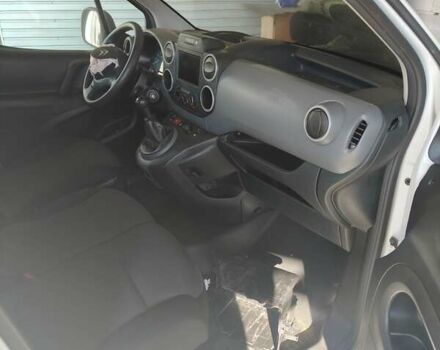 Белый Ситроен Берлинго, объемом двигателя 1.6 л и пробегом 86 тыс. км за 6350 $, фото 4 на Automoto.ua