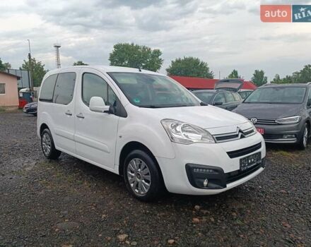 Белый Ситроен Берлинго, объемом двигателя 1.6 л и пробегом 172 тыс. км за 10500 $, фото 12 на Automoto.ua