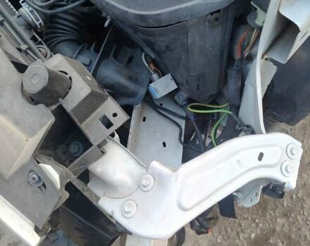 Білий Сітроен Берлінго, об'ємом двигуна 1.6 л та пробігом 86 тис. км за 5500 $, фото 3 на Automoto.ua