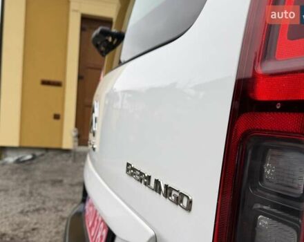 Белый Ситроен Берлинго, объемом двигателя 1.5 л и пробегом 159 тыс. км за 15950 $, фото 29 на Automoto.ua
