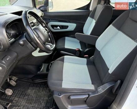 Сітроен Берлінго 2019 у Борисполе на Automoto.ua Білий Сітроен Берлінго, об'ємом двигуна 1.56 л та пробігом 120 тис. км за 13300 $, фото 42 на Automoto.ua