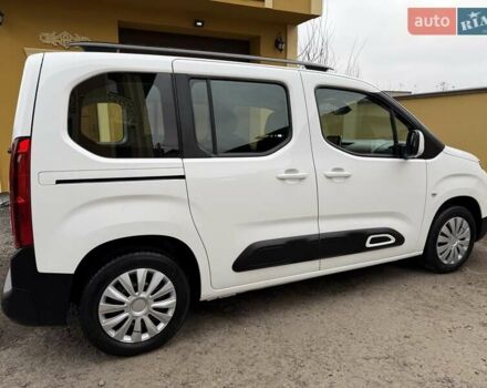 Белый Ситроен Берлинго, объемом двигателя 1.5 л и пробегом 159 тыс. км за 15950 $, фото 8 на Automoto.ua