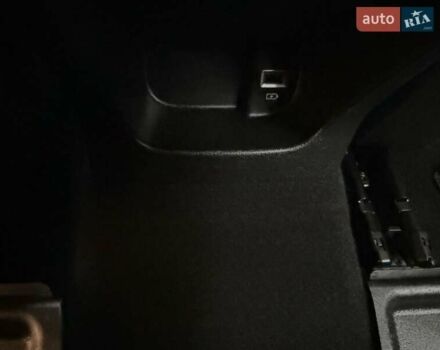 Белый Ситроен Берлинго, объемом двигателя 1.5 л и пробегом 159 тыс. км за 15950 $, фото 102 на Automoto.ua