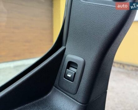 Белый Ситроен Берлинго, объемом двигателя 1.5 л и пробегом 159 тыс. км за 15950 $, фото 106 на Automoto.ua