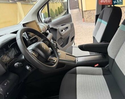 Белый Ситроен Берлинго, объемом двигателя 1.5 л и пробегом 159 тыс. км за 15950 $, фото 45 на Automoto.ua