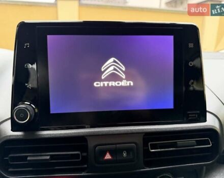 Белый Ситроен Берлинго, объемом двигателя 1.5 л и пробегом 159 тыс. км за 15950 $, фото 88 на Automoto.ua