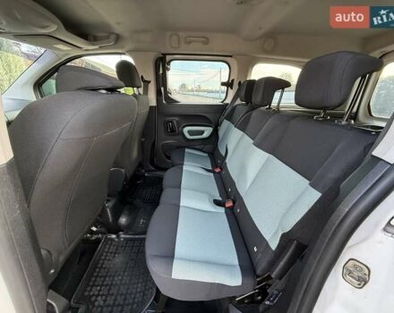 Сітроен Берлінго 2019 у Борисполе на Automoto.ua Білий Сітроен Берлінго, об'ємом двигуна 1.56 л та пробігом 120 тис. км за 13300 $, фото 50 на Automoto.ua