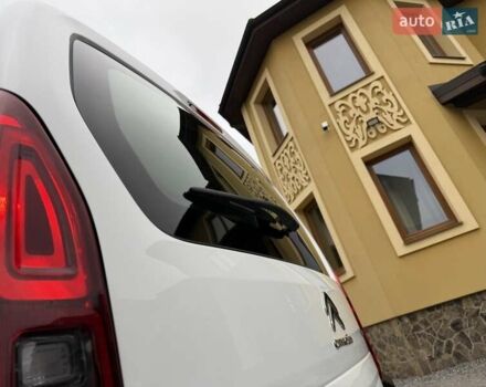 Белый Ситроен Берлинго, объемом двигателя 1.5 л и пробегом 159 тыс. км за 15950 $, фото 26 на Automoto.ua