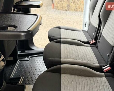 Белый Ситроен Берлинго, объемом двигателя 1.5 л и пробегом 159 тыс. км за 15950 $, фото 47 на Automoto.ua