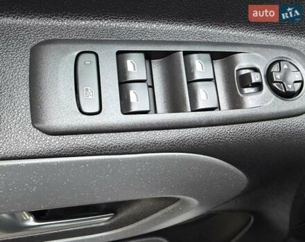 Белый Ситроен Берлинго, объемом двигателя 1.5 л и пробегом 159 тыс. км за 15950 $, фото 59 на Automoto.ua