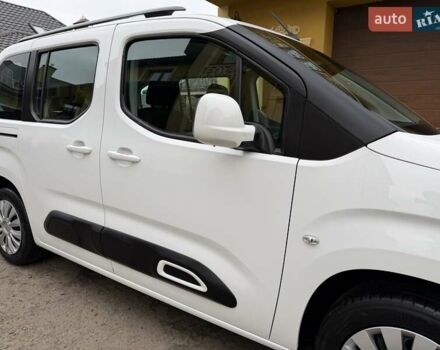 Белый Ситроен Берлинго, объемом двигателя 1.5 л и пробегом 159 тыс. км за 15950 $, фото 24 на Automoto.ua