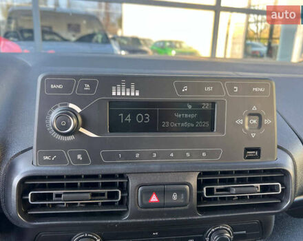 Белый Ситроен Берлинго, объемом двигателя 1.5 л и пробегом 186 тыс. км за 16000 $, фото 15 на Automoto.ua