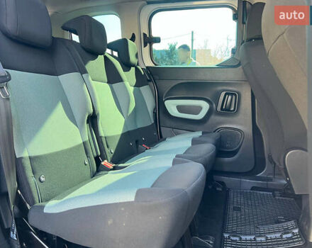 Белый Ситроен Берлинго, объемом двигателя 1.5 л и пробегом 186 тыс. км за 16000 $, фото 17 на Automoto.ua