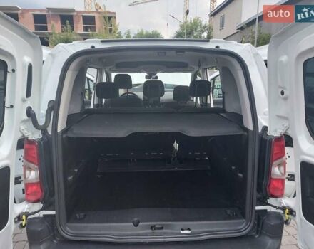 Белый Ситроен Берлинго, объемом двигателя 1.5 л и пробегом 186 тыс. км за 15100 $, фото 27 на Automoto.ua