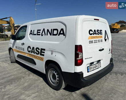 Белый Ситроен Берлинго, объемом двигателя 1.5 л и пробегом 235 тыс. км за 11600 $, фото 11 на Automoto.ua