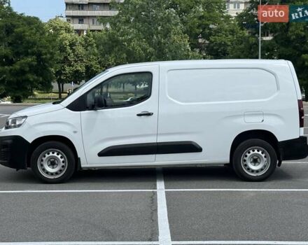 Білий Сітроен Берлінго, об'ємом двигуна 1.5 л та пробігом 136 тис. км за 15000 $, фото 1 на Automoto.ua