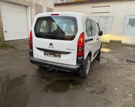 Белый Ситроен Берлинго, объемом двигателя 1.5 л и пробегом 4 тыс. км за 16835 $, фото 6 на Automoto.ua