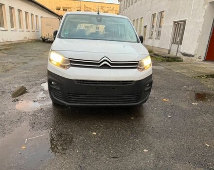 Белый Ситроен Берлинго, объемом двигателя 1.5 л и пробегом 4 тыс. км за 16835 $, фото 1 на Automoto.ua