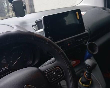 Белый Ситроен Берлинго, объемом двигателя 1.5 л и пробегом 47 тыс. км за 20900 $, фото 22 на Automoto.ua