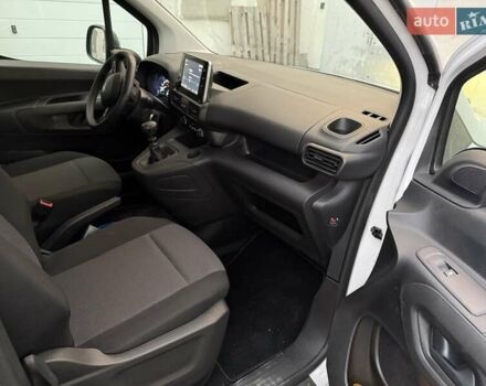 Білий Сітроен Берлінго, об'ємом двигуна 1.5 л та пробігом 4 тис. км за 16857 $, фото 7 на Automoto.ua