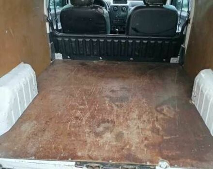 Белый Ситроен Берлинго, объемом двигателя 2 л и пробегом 290 тыс. км за 2500 $, фото 3 на Automoto.ua