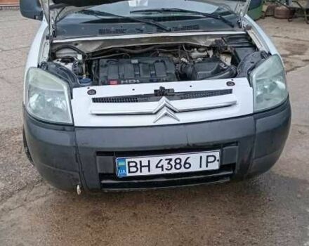 Белый Ситроен Берлинго, объемом двигателя 2 л и пробегом 290 тыс. км за 2500 $, фото 7 на Automoto.ua