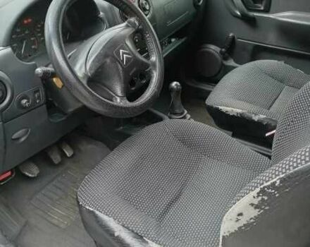 Белый Ситроен Берлинго, объемом двигателя 2 л и пробегом 290 тыс. км за 2500 $, фото 5 на Automoto.ua