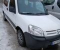 Белый Ситроен Берлинго, объемом двигателя 1.6 л и пробегом 246 тыс. км за 4200 $, фото 1 на Automoto.ua