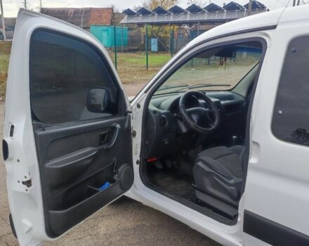 Белый Ситроен Берлинго, объемом двигателя 1.9 л и пробегом 508 тыс. км за 3200 $, фото 7 на Automoto.ua