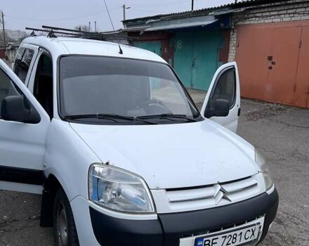 Белый Ситроен Берлинго, объемом двигателя 1.9 л и пробегом 300 тыс. км за 5300 $, фото 1 на Automoto.ua