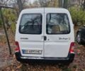 Белый Ситроен Берлинго, объемом двигателя 1.9 л и пробегом 353 тыс. км за 4000 $, фото 2 на Automoto.ua