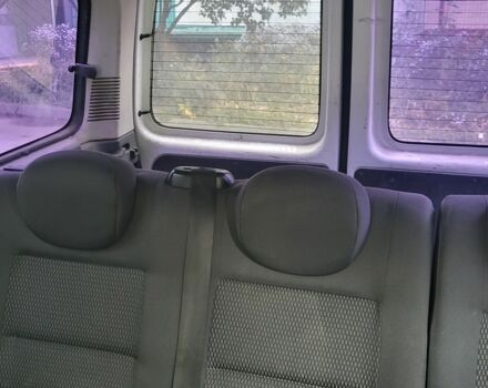 Белый Ситроен Берлинго, объемом двигателя 1.4 л и пробегом 300 тыс. км за 4500 $, фото 4 на Automoto.ua