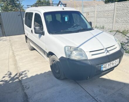 Белый Ситроен Берлинго, объемом двигателя 1.9 л и пробегом 331 тыс. км за 3200 $, фото 1 на Automoto.ua
