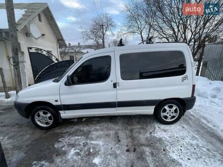 Белый Ситроен Берлинго, объемом двигателя 1.4 л и пробегом 123 тыс. км за 2200 $, фото 1 на Automoto.ua