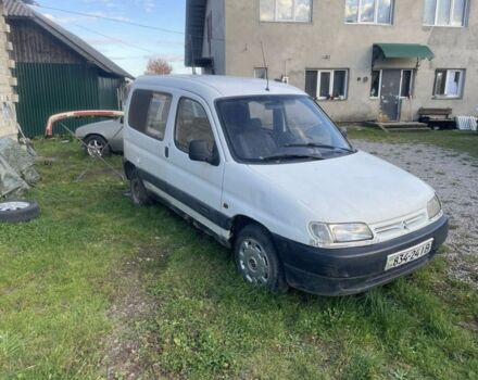 Белый Ситроен Берлинго, объемом двигателя 1.9 л и пробегом 250 тыс. км за 850 $, фото 1 на Automoto.ua