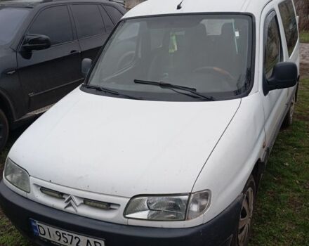 Белый Ситроен Берлинго, объемом двигателя 1.8 л и пробегом 240 тыс. км за 2300 $, фото 1 на Automoto.ua