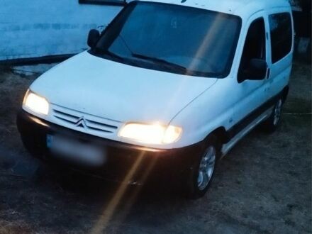 Білий Сітроен Берлінго, об'ємом двигуна 1.9 л та пробігом 300 тис. км за 1400 $, фото 1 на Automoto.ua