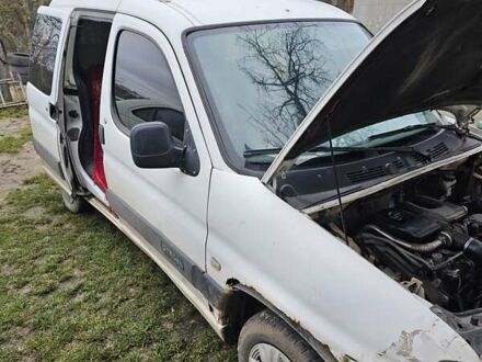 Білий Сітроен Берлінго, об'ємом двигуна 1.9 л та пробігом 457 тис. км за 1500 $, фото 1 на Automoto.ua