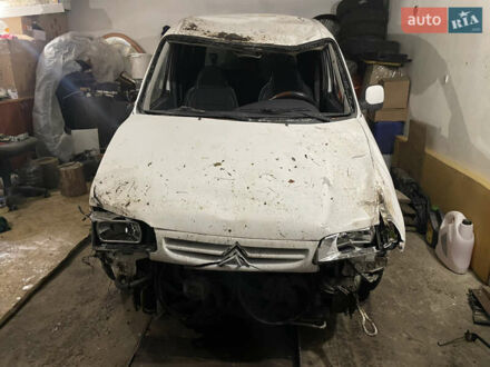 Білий Сітроен Берлінго, об'ємом двигуна 2 л та пробігом 470 тис. км за 1300 $, фото 1 на Automoto.ua