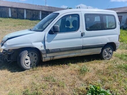 Білий Сітроен Берлінго, об'ємом двигуна 0 л та пробігом 380 тис. км за 1200 $, фото 1 на Automoto.ua