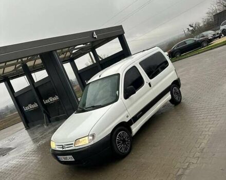 Білий Сітроен Берлінго, об'ємом двигуна 2 л та пробігом 230 тис. км за 2950 $, фото 1 на Automoto.ua