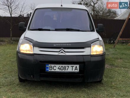 Белый Ситроен Берлинго, объемом двигателя 1.87 л и пробегом 344 тыс. км за 3299 $, фото 1 на Automoto.ua
