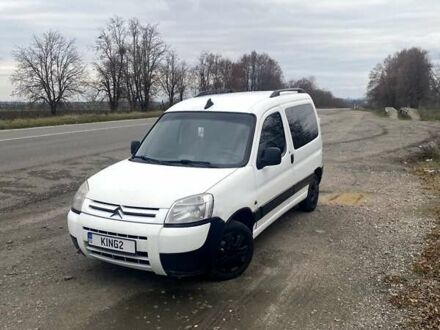 Белый Ситроен Берлинго, объемом двигателя 2 л и пробегом 410 тыс. км за 3500 $, фото 1 на Automoto.ua