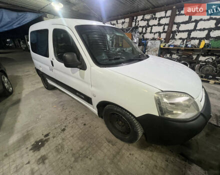 Білий Сітроен Берлінго, об'ємом двигуна 1.87 л та пробігом 222 тис. км за 3000 $, фото 1 на Automoto.ua