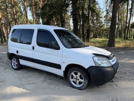 Ситроен Берлинго 2003 в Ахтырке на Automoto.ua Белый Ситроен Берлинго, объемом двигателя 1.9 л и пробегом 275 тыс. км за 2950 $, фото 1 на Automoto.ua