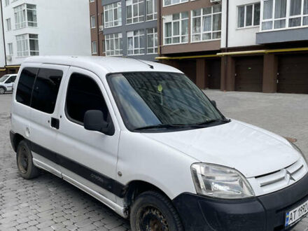 Белый Ситроен Берлинго, объемом двигателя 1.9 л и пробегом 430 тыс. км за 3200 $, фото 1 на Automoto.ua