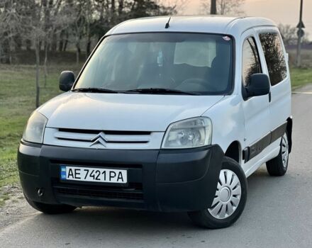 Білий Сітроен Берлінго, об'ємом двигуна 2 л та пробігом 250 тис. км за 2999 $, фото 1 на Automoto.ua