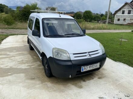 Ситроен Берлинго 2005 в Хусте на Automoto.ua Белый Ситроен Берлинго, объемом двигателя 2.7 л и пробегом 300 тыс. км за 2800 $, фото 1 на Automoto.ua